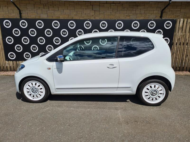 VOLKSWAGEN UP