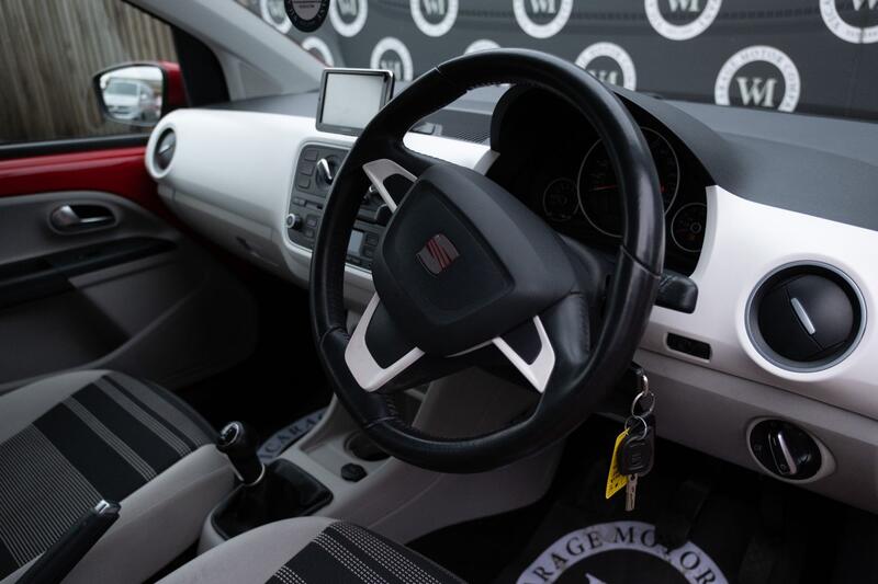 SEAT MII