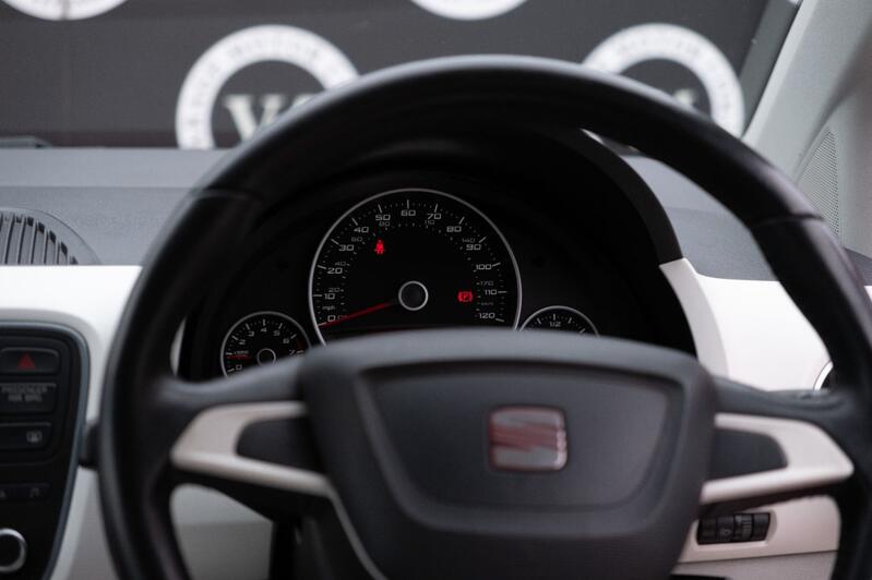 SEAT MII