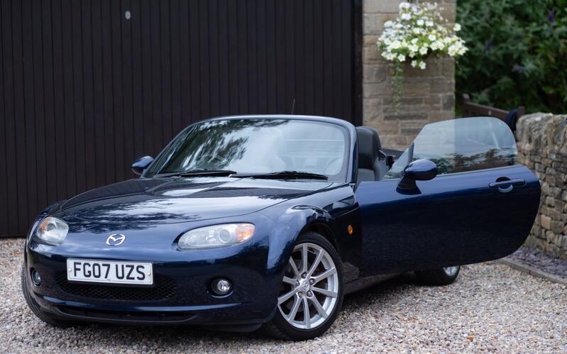 MAZDA MX-5