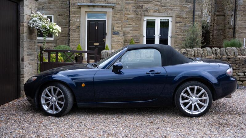 MAZDA MX-5