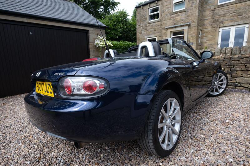MAZDA MX-5