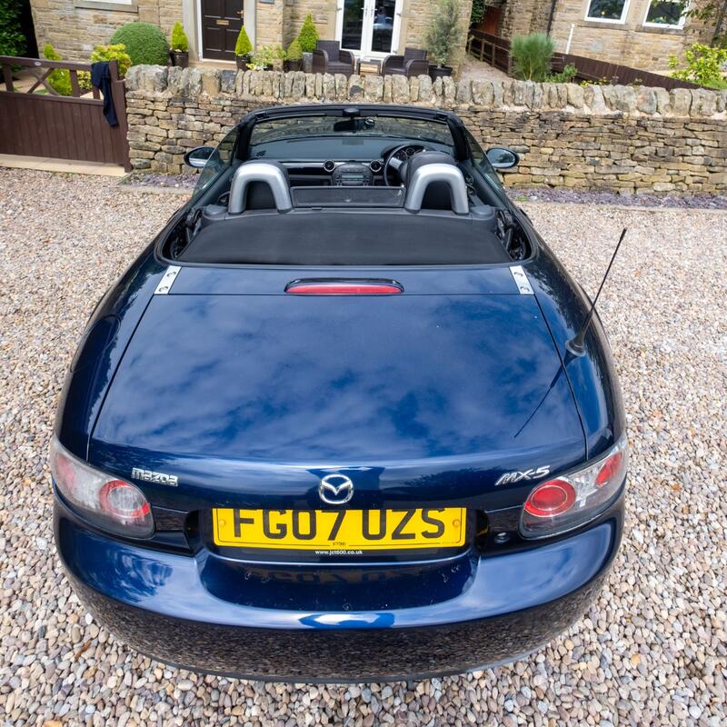 MAZDA MX-5