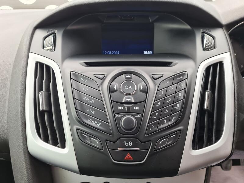 FORD FOCUS