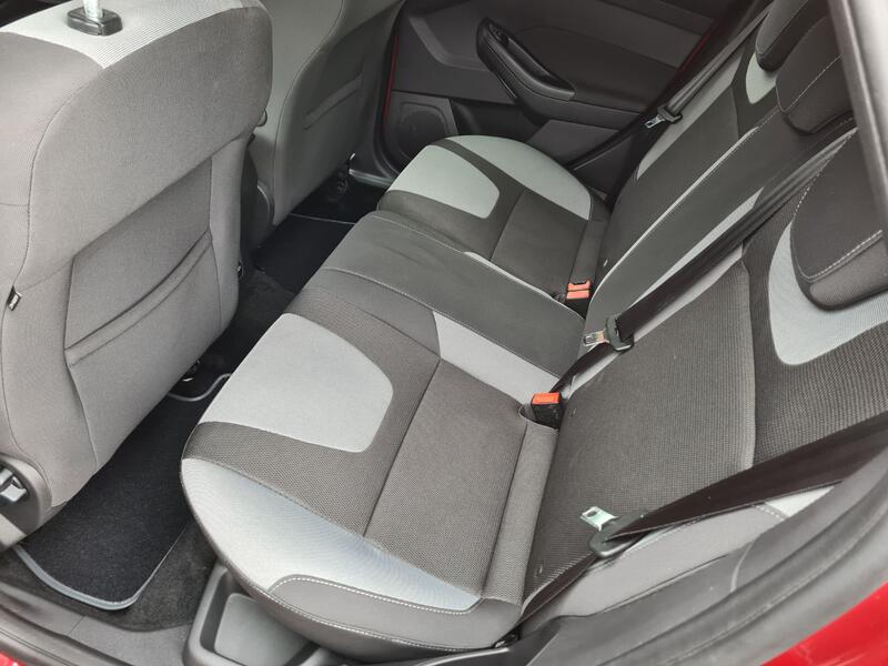 FORD FOCUS
