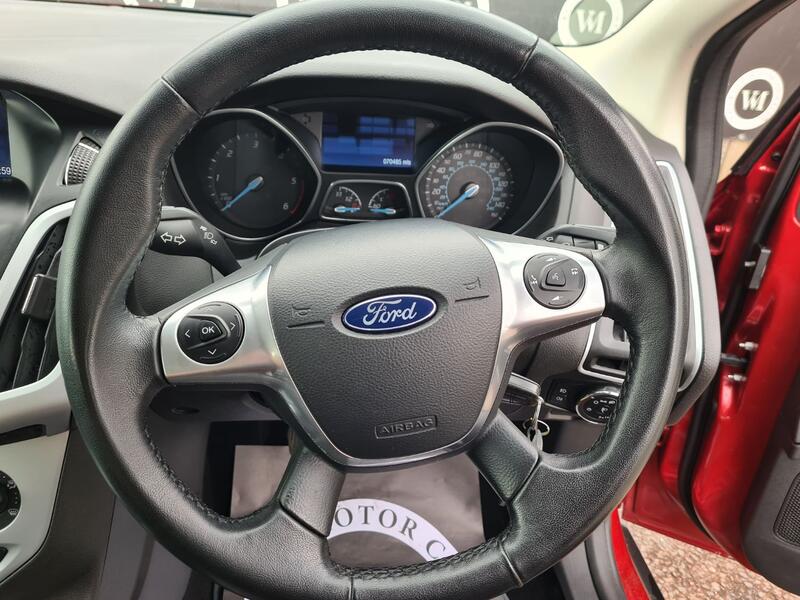 FORD FOCUS