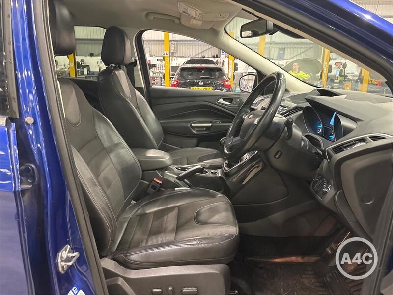 FORD KUGA