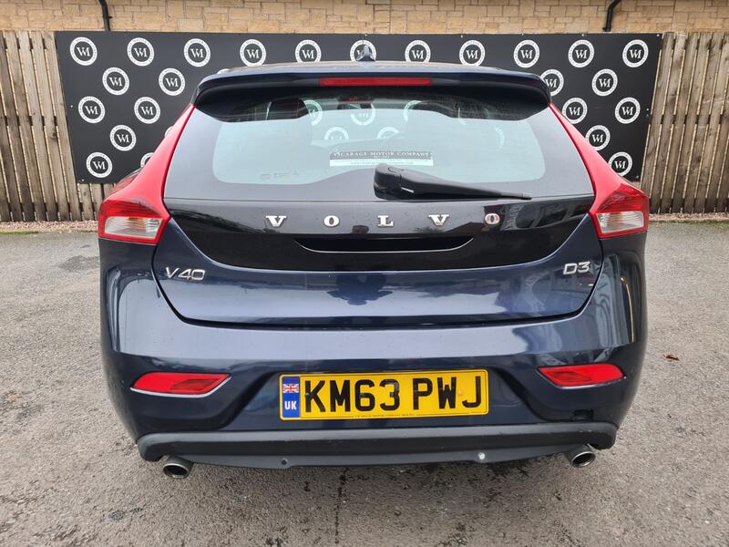 VOLVO V40