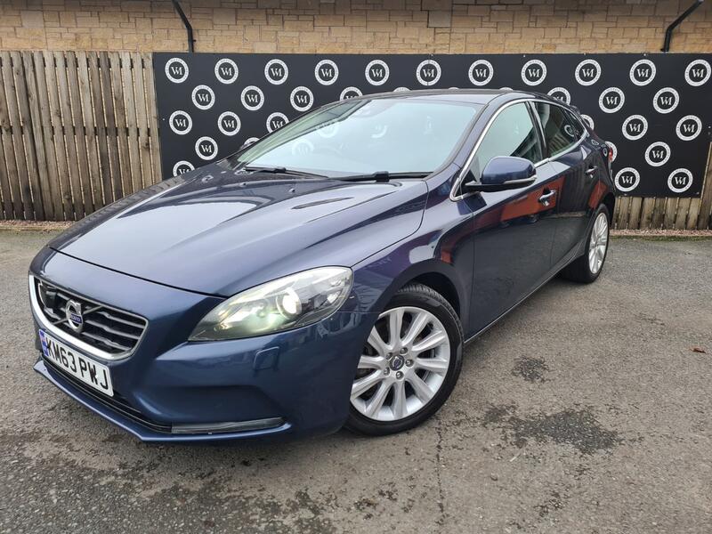 VOLVO V40