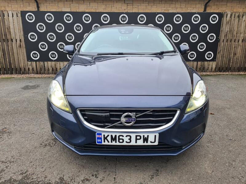 VOLVO V40