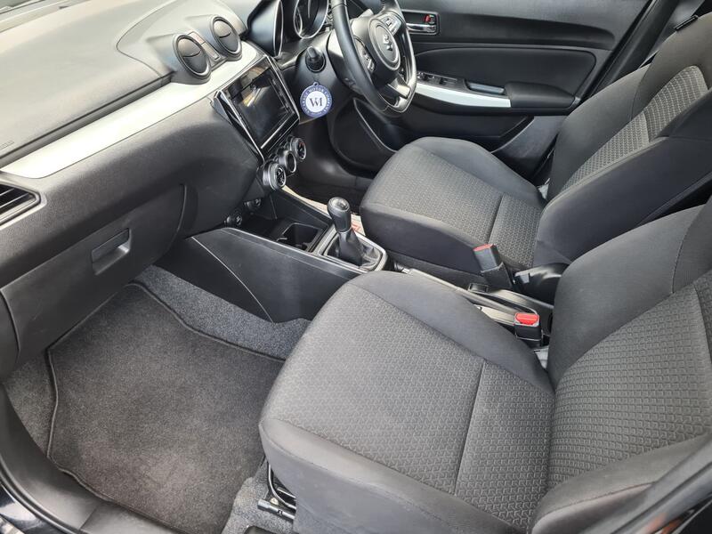 SUZUKI SWIFT
