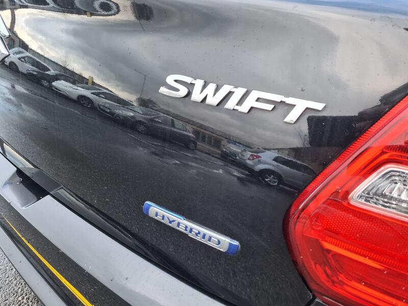 SUZUKI SWIFT