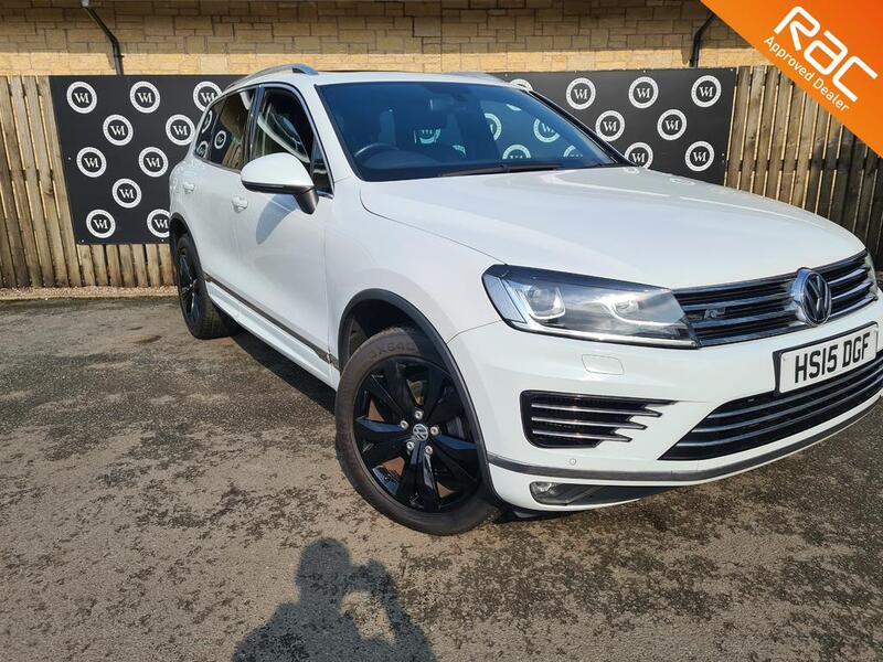 VOLKSWAGEN TOUAREG