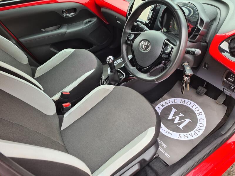 TOYOTA AYGO