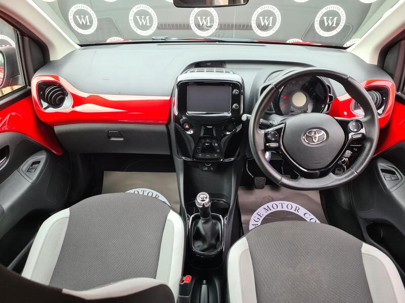 TOYOTA AYGO