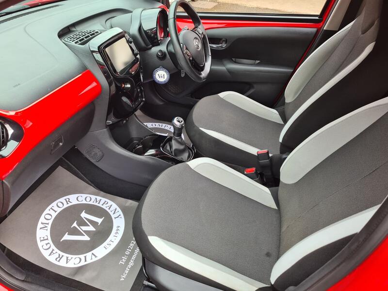 TOYOTA AYGO