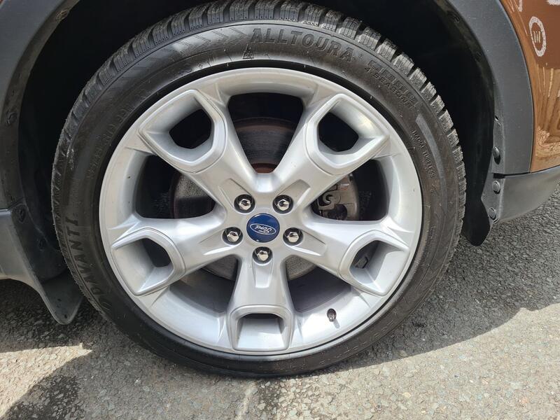 FORD KUGA