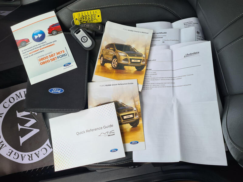 FORD KUGA