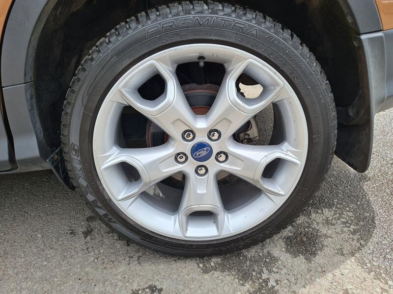 FORD KUGA