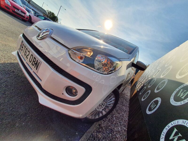 VOLKSWAGEN UP