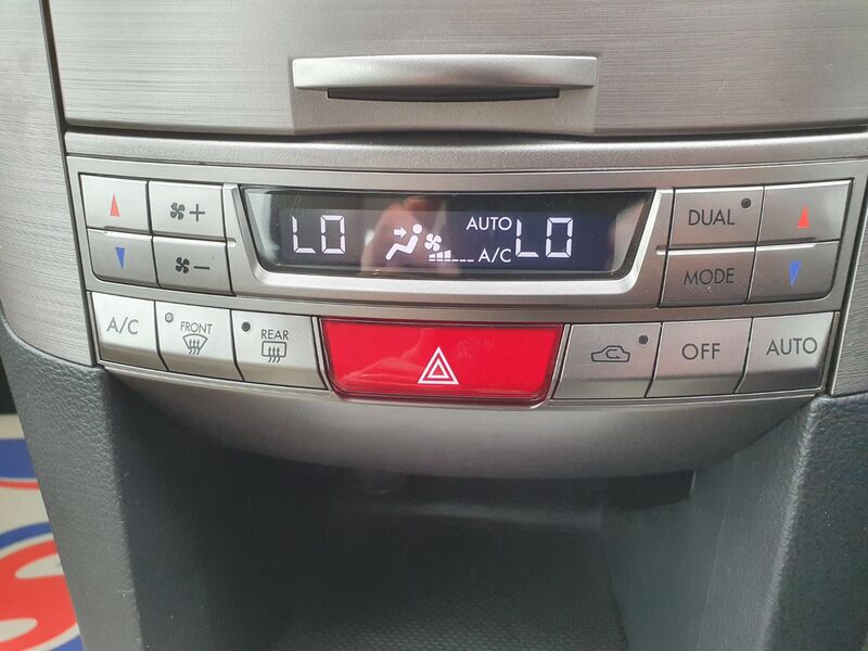 SUBARU LEGACY