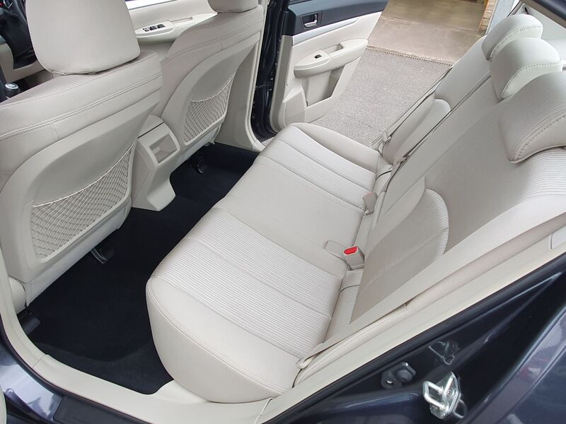SUBARU LEGACY
