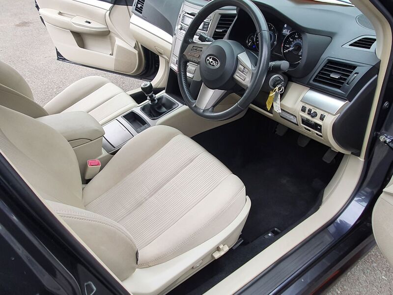 SUBARU LEGACY
