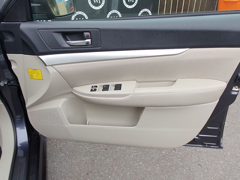 SUBARU LEGACY