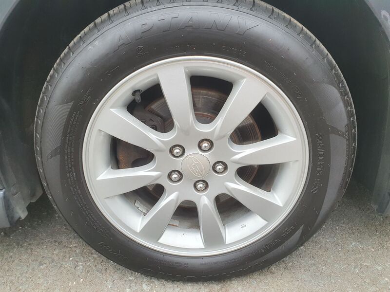 SUBARU LEGACY
