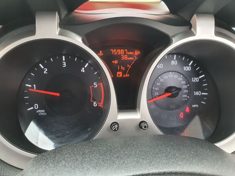 NISSAN JUKE