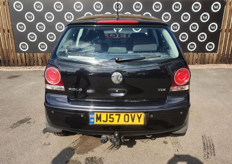 VOLKSWAGEN POLO