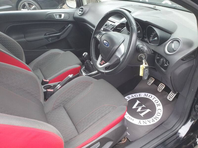 FORD FIESTA