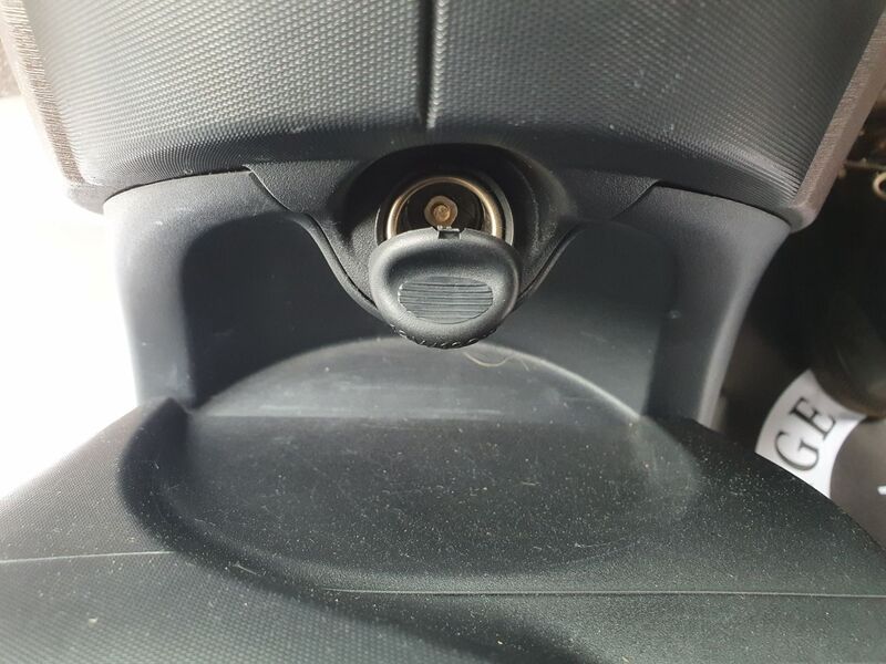TOYOTA IQ