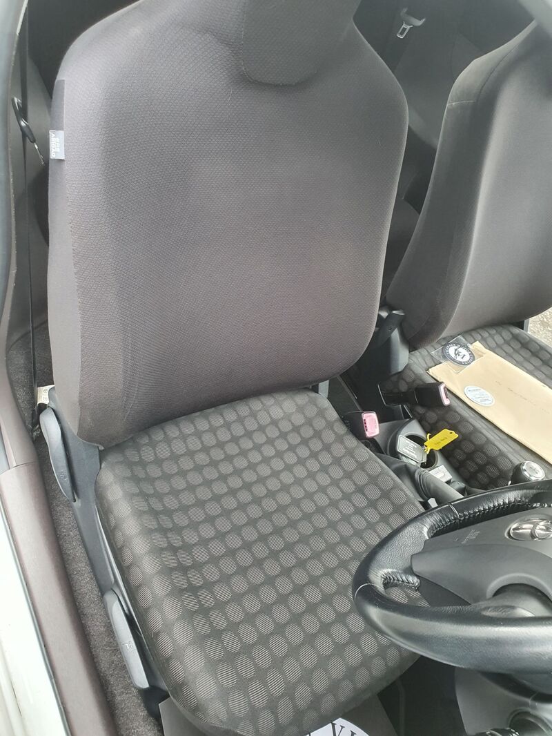 TOYOTA IQ