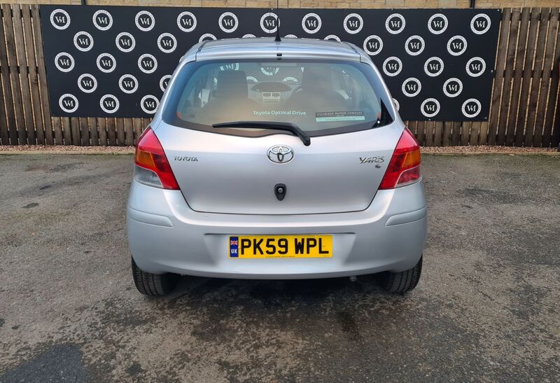 TOYOTA YARIS