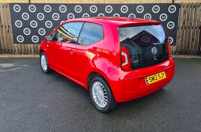 VOLKSWAGEN UP
