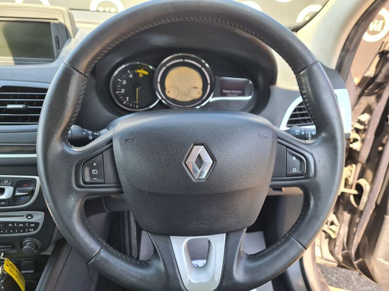 RENAULT MEGANE