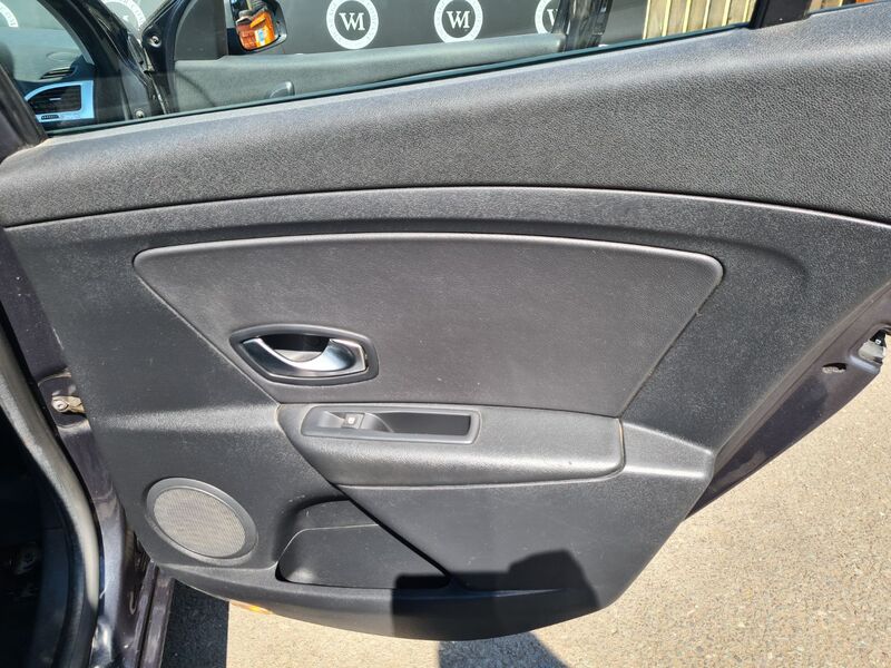 RENAULT MEGANE