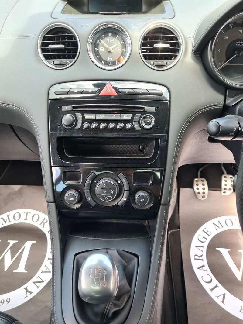PEUGEOT RCZ